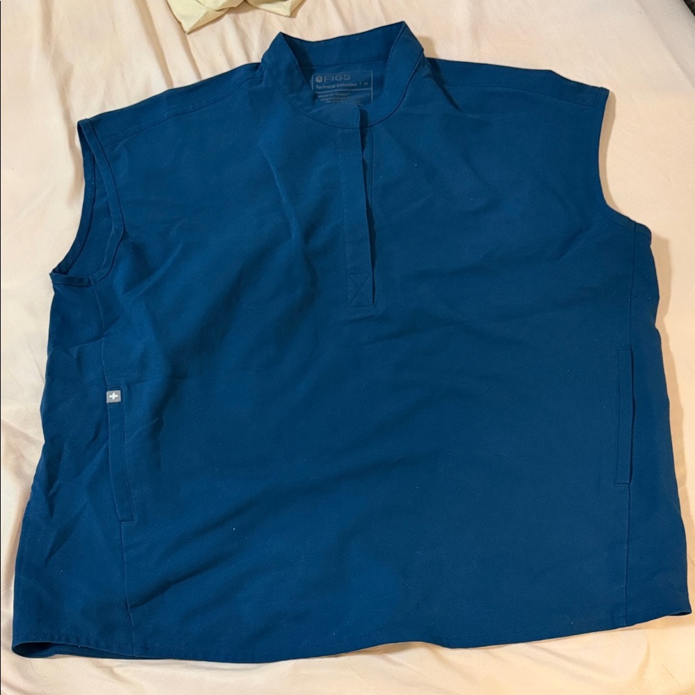Figs Rafaela Oversized Scrub Top